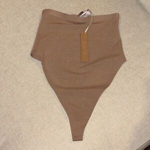 SKIMS Sculpting High-Waist Thong in Mocha